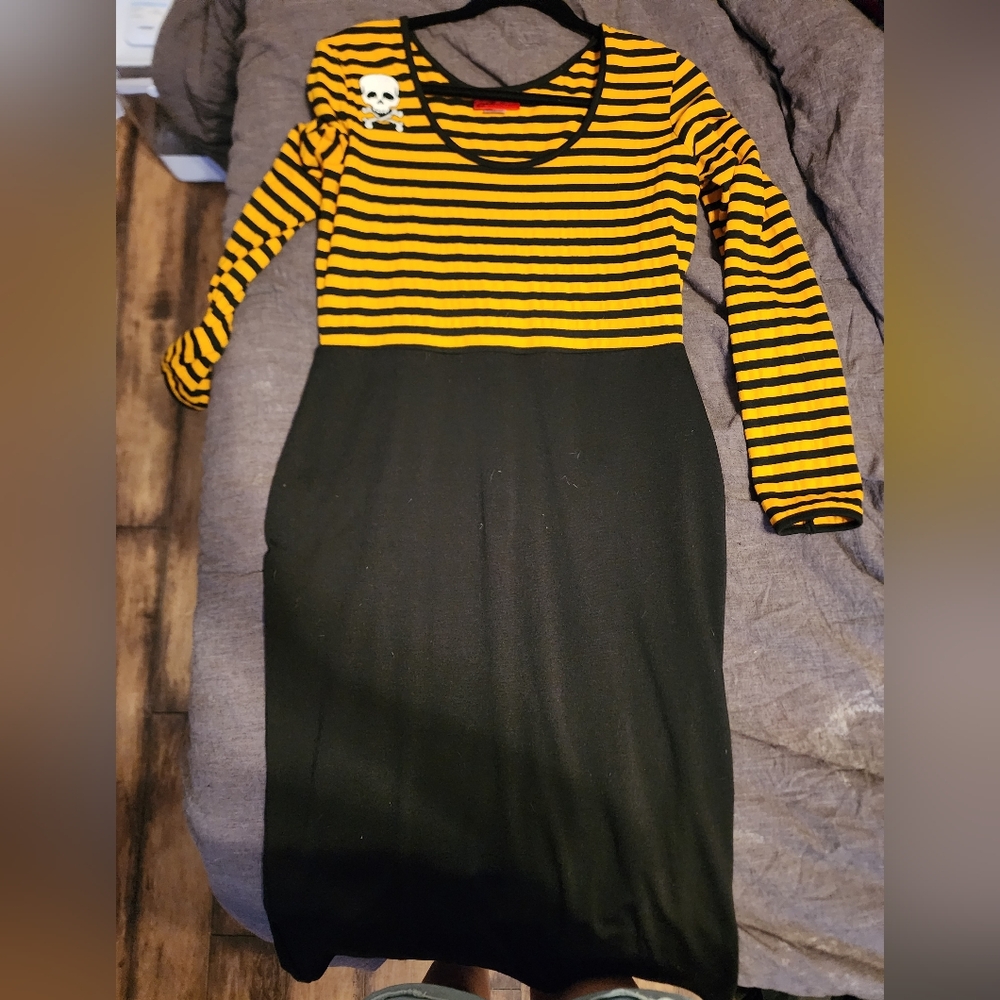 Deadly Dames by Micheline Pitt Yellow Black Hot Rod dress